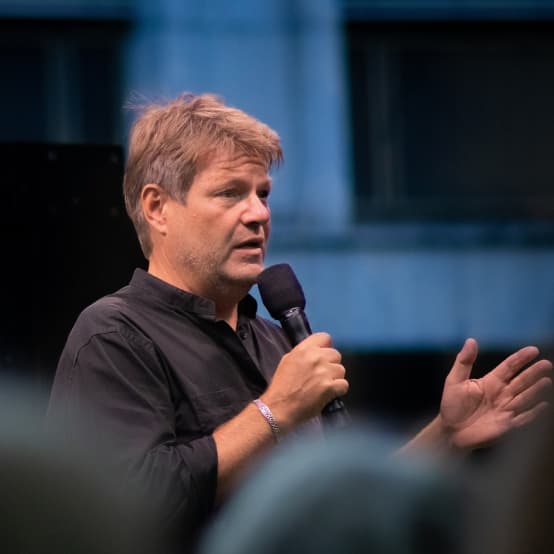 Pastor Chris Railey delivering a message